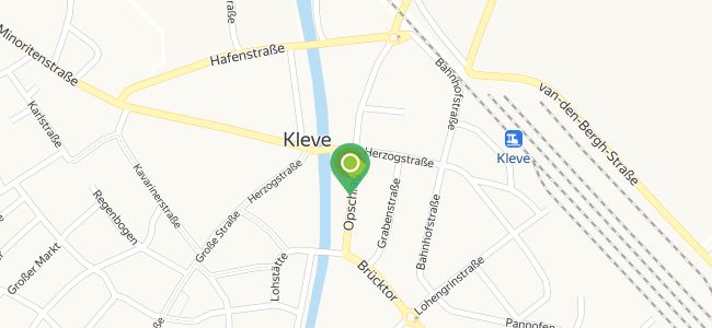 Momi, Kleve